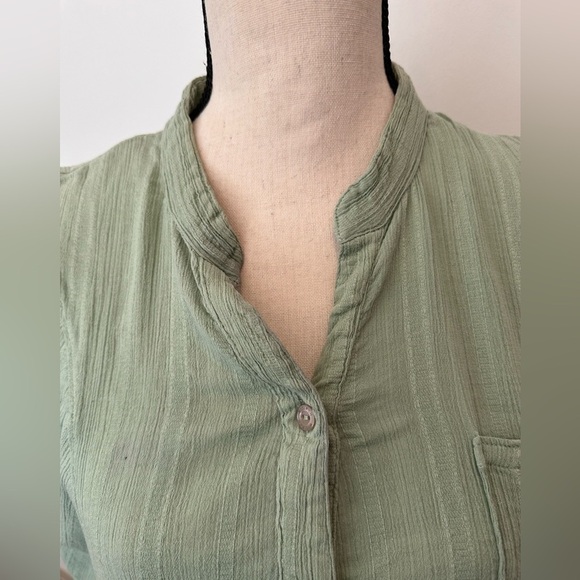 VTG Woolrich Green Sleeveless Button Front Shirt Floral Applique SZ XL EUC - Picture 4 of 11